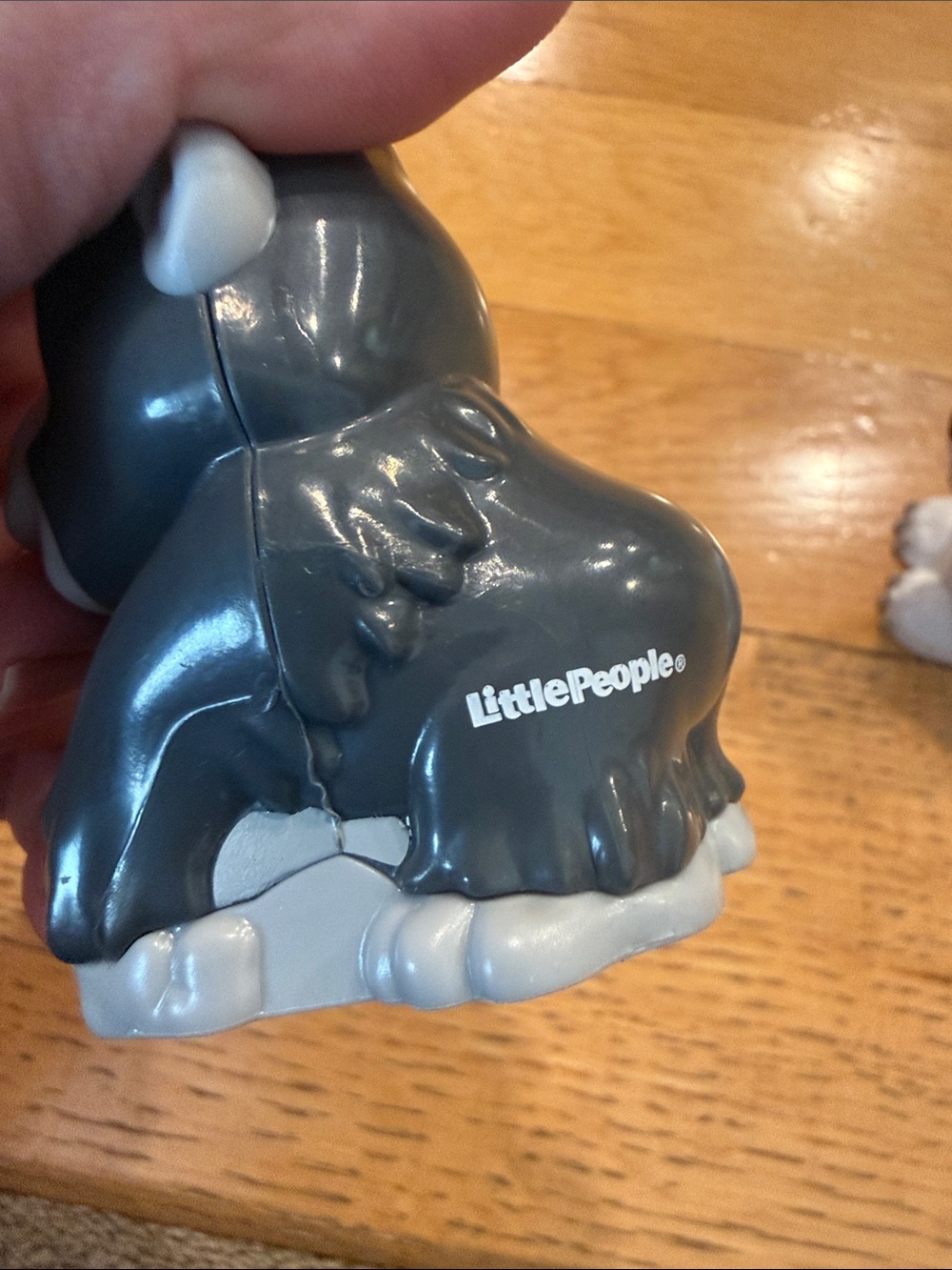 Little people polar bear and gorilla . - Picture 6 of 7